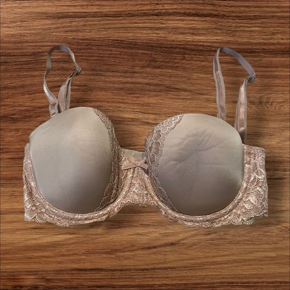 ☑️ Victoria’s Secret Lace Padded Underwire Bra Nude Beige 32D